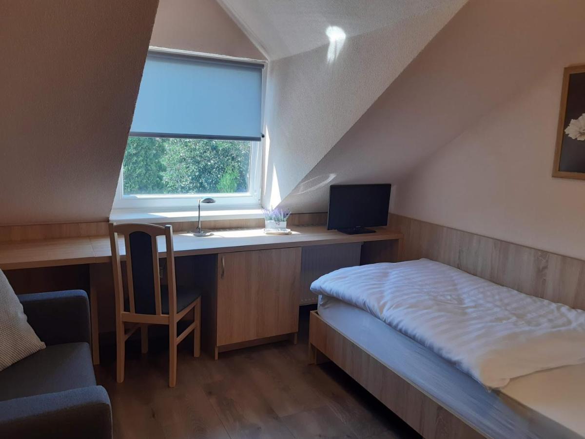 Katalin Motel & Etterem Berettyóújfalu Eksteriør bilde